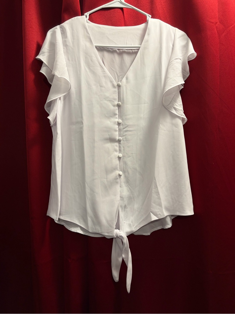 Charming Charlie White Button-Front Tie-Hem Flutter Sleeve Blouse